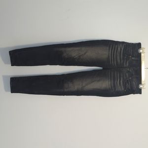 Buckle Black style 53 skinny jeans. 26x32 Black